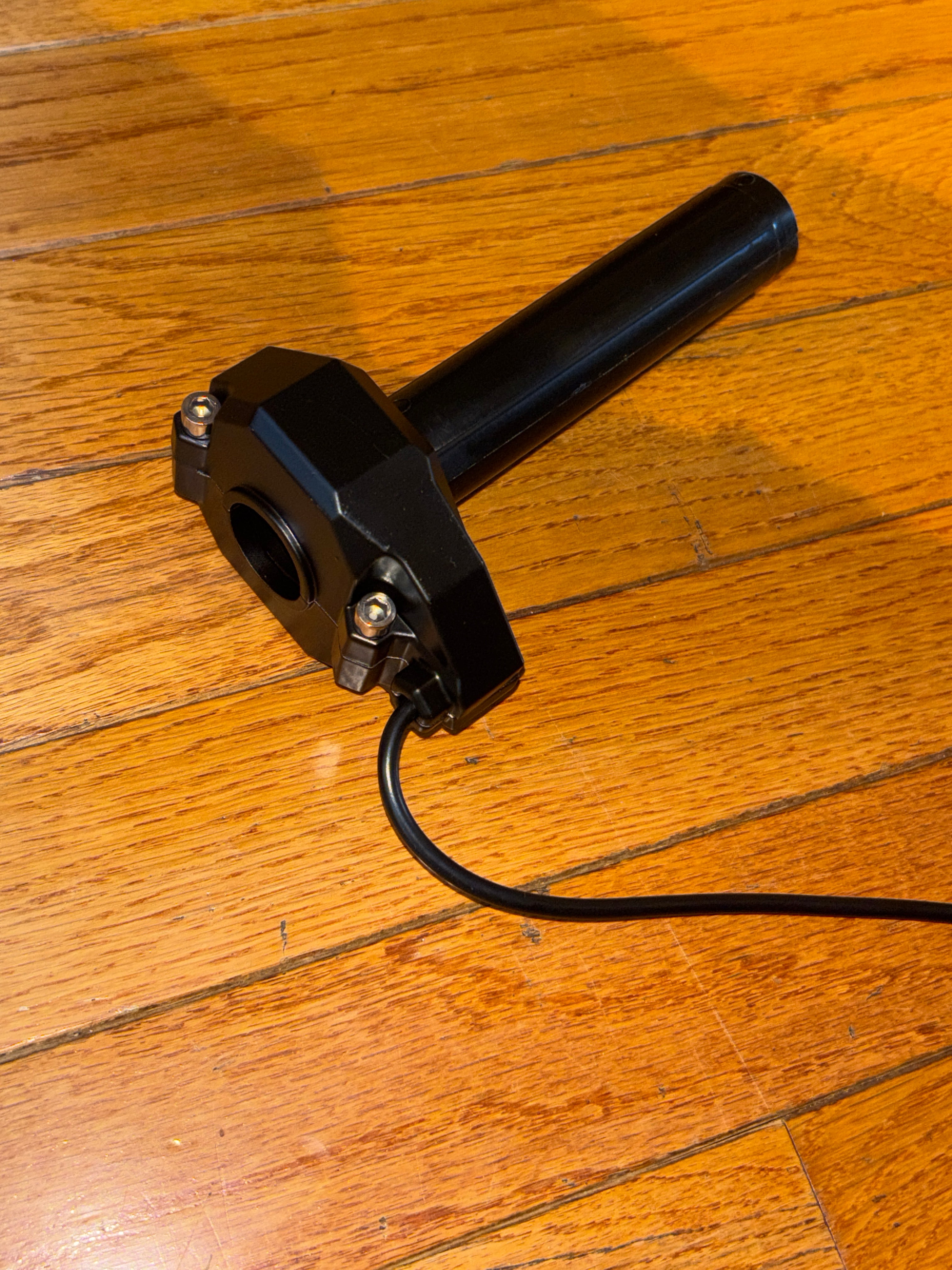 Super 73 Surron throttle (plug and play)