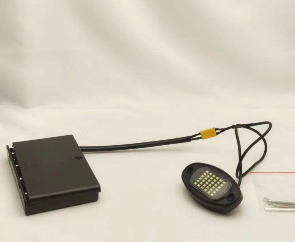 Battery powered rocklight